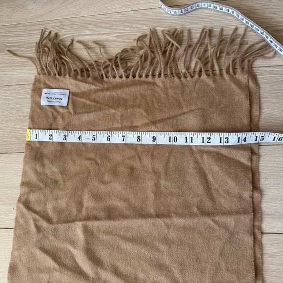Marzoni Pure Cashmere Tan Fringe Scarf - Picture 5 of 5
